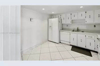 301 174th St #1907, Sunny Isles Beach, FL 33160 - Photo 13