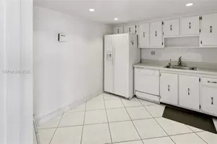 301 174th St, Sunny Isles Beach, FL 33160 - Photo 13