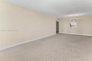 19390 Collins Ave, Sunny Isles Beach, FL 33160 - Photo 15
