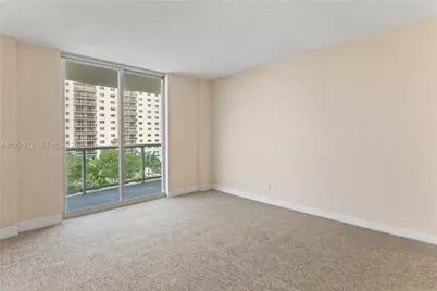 19390 Collins Ave #516, Sunny Isles Beach, FL 33160 - Photo 25