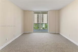 19390 Collins Ave, Sunny Isles Beach, FL 33160 - Photo 25
