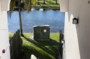 8760 NW 97th Ave, Doral, FL 33178 - Photo 25