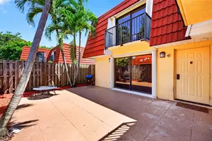 719 NW 98th Cir, Plantation, FL 33324 - Photo 3