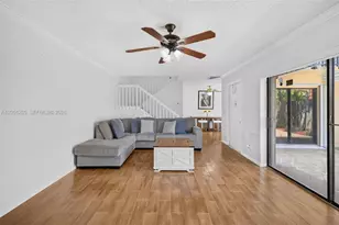 719 NW 98th Cir, Plantation, FL 33324 - Photo 9