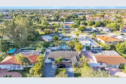 13231 SW 68th St, Miami, FL 33183 - Photo 21