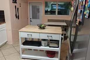 2418 Scott St, Hollywood, FL 33020 - Photo 9