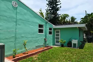 2418 Scott St, Hollywood, FL 33020 - Photo 3
