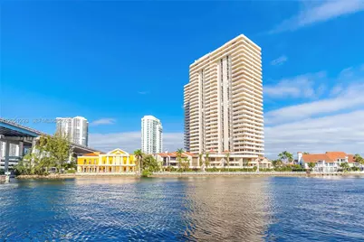 19390 Collins Ave #PH-17, Sunny Isles Beach, FL 33160 - Photo 41