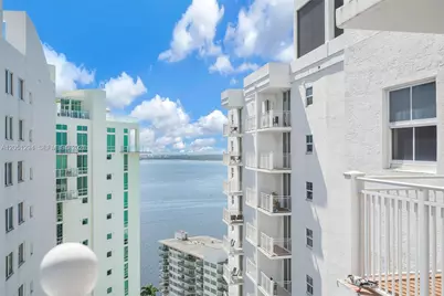 185 SE 14th Ter #2810, Miami, FL 33131 - Photo 9