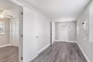523 N 60th Way, Hollywood, FL 33024 - Photo 3