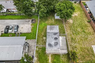 523 N 60th Way, Hollywood, FL 33024 - Photo 23
