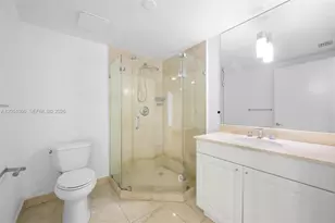 20201 E Country Club Dr, Aventura, FL 33180 - Photo 21