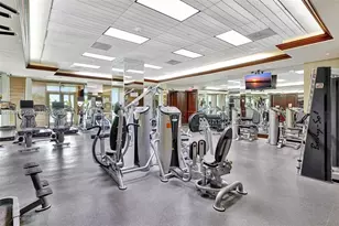 20201 E Country Club Dr, Aventura, FL 33180 - Photo 35