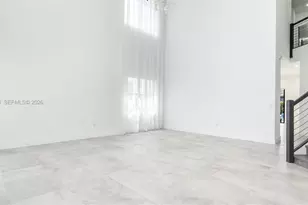 8900 NW 161st Terrace, Miami Lakes, FL 33018 - Photo 11