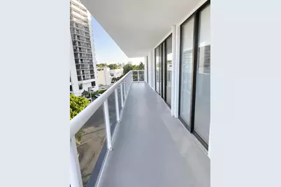 20505 E Country Club Dr #537, Aventura, FL 33180 - Photo 27