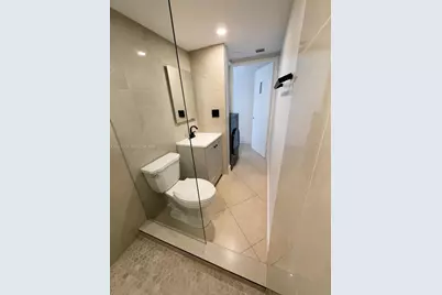 20505 E Country Club Dr #537, Aventura, FL 33180 - Photo 23