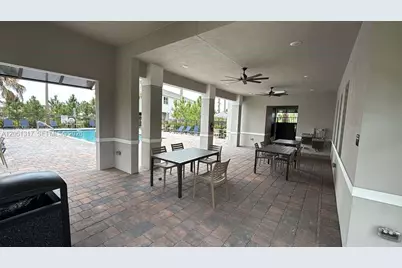 149 Lakeside Landing Ct #0, Royal Palm Beach, FL 33411 - Photo 11