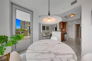 110 Washington Ave, Miami Beach, FL 33139 - Photo 5
