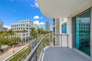 110 Washington Ave, Miami Beach, FL 33139 - Photo 15