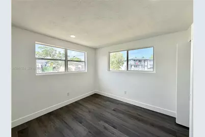685 SE Park Dr, Hialeah, FL 33010 - Photo 25