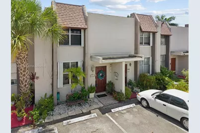 14241 Memorial Hwy 9F Hwy, Miami, FL 33161 - Photo 35