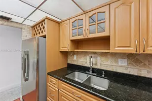 14241 Memorial Hwy 9F Hwy, Miami, FL 33161 - Photo 11
