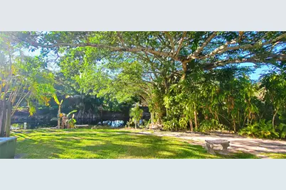 14241 Memorial Hwy 9F Hwy, Miami, FL 33161 - Photo 45