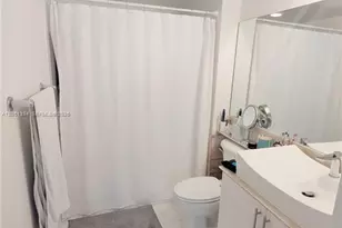 1155 Brickell Bay Dr, Miami, FL 33131 - Photo 11