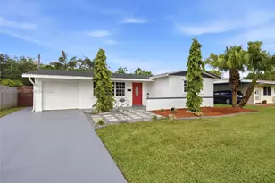 5070 SW 95th Ave, Cooper City, FL 33328 - Photo 3