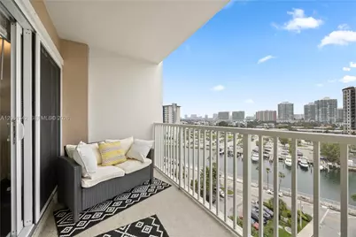 300 Bayview Dr #903, Sunny Isles Beach, FL 33160 - Photo 1