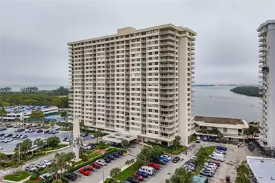 300 Bayview Dr #903, Sunny Isles Beach, FL 33160 - Photo 29