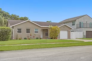 8410 SW 20th St, North Lauderdale, FL 33068 - Photo 3