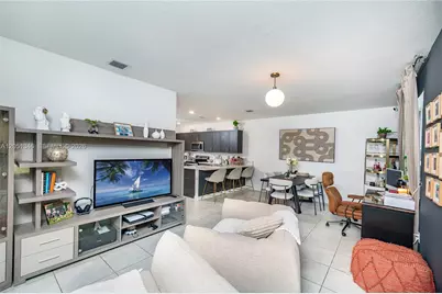 1116 SE 26th Ter, Homestead, FL 33035 - Photo 7
