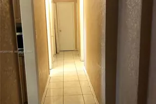 1011 NW 183rd Dr, Miami Gardens, FL 33169 - Photo 37