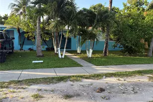 1011 NW 183rd Dr, Miami Gardens, FL 33169 - Photo 7