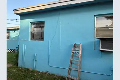 1011 NW 183rd Dr, Miami Gardens, FL 33169 - Photo 15