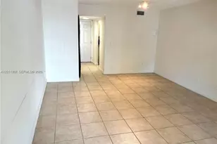 8500 SW 109th Ave, Miami, FL 33173 - Photo 3