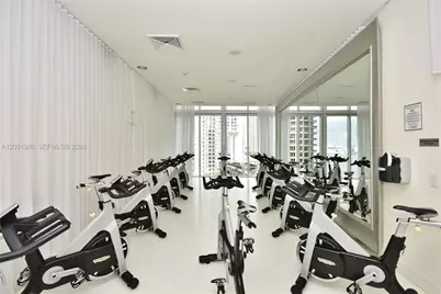 465 Brickell Avenue #3205, Miami, FL 33131 - Photo 27