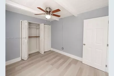 1872 NW 1st St #3, Miami, FL 33125 - Photo 5