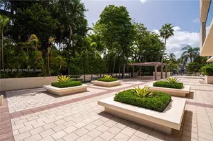 2575 S Bayshore Dr, Coconut Grove, FL 33133 - Photo 33