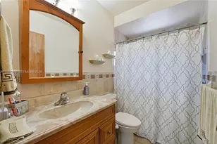 4001 W 10th Ct, Hialeah, FL 33012 - Photo 5