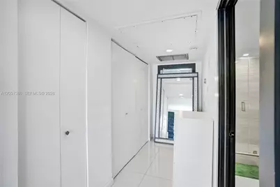 11111 Biscayne Blvd #1915, Miami, FL 33181 - Photo 17