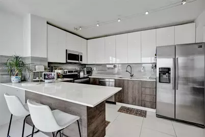 11111 Biscayne Blvd #1915, Miami, FL 33181 - Photo 3