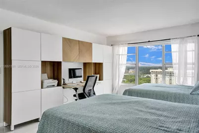 11111 Biscayne Blvd #1915, Miami, FL 33181 - Photo 27