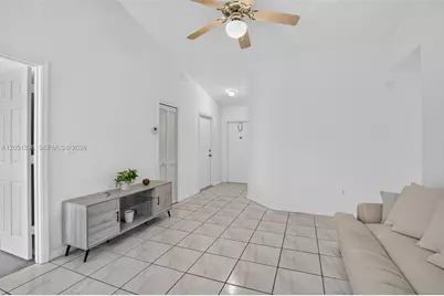 14147 N Forest Oak Cir, Davie, FL 33325 - Photo 9