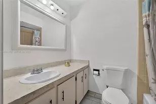 369 NE Camelot Dr, Port Saint Lucie, FL 34983 - Photo 19