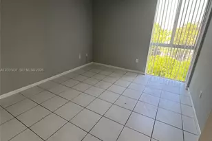 7035 NW 186th St, Hialeah, FL 33015 - Photo 5