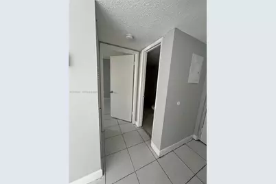 7035 NW 186th St #D509, Hialeah, FL 33015 - Photo 7