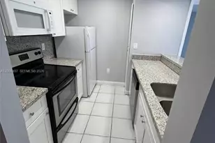 7035 NW 186th St, Hialeah, FL 33015 - Photo 1