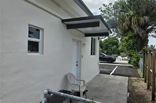 9415 & 9417 (A & B) SW 38th St, Miami, FL 33165 - Photo 37